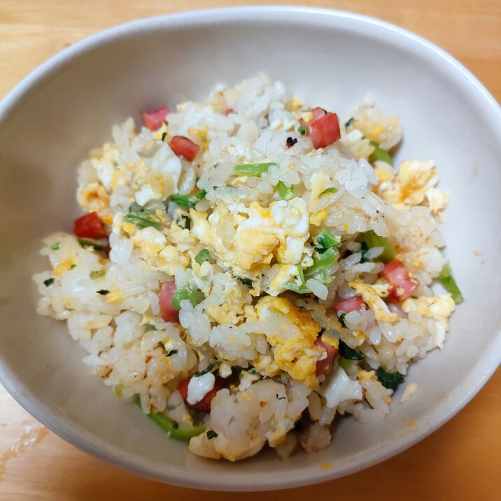 ベーコンと小松菜の炒飯